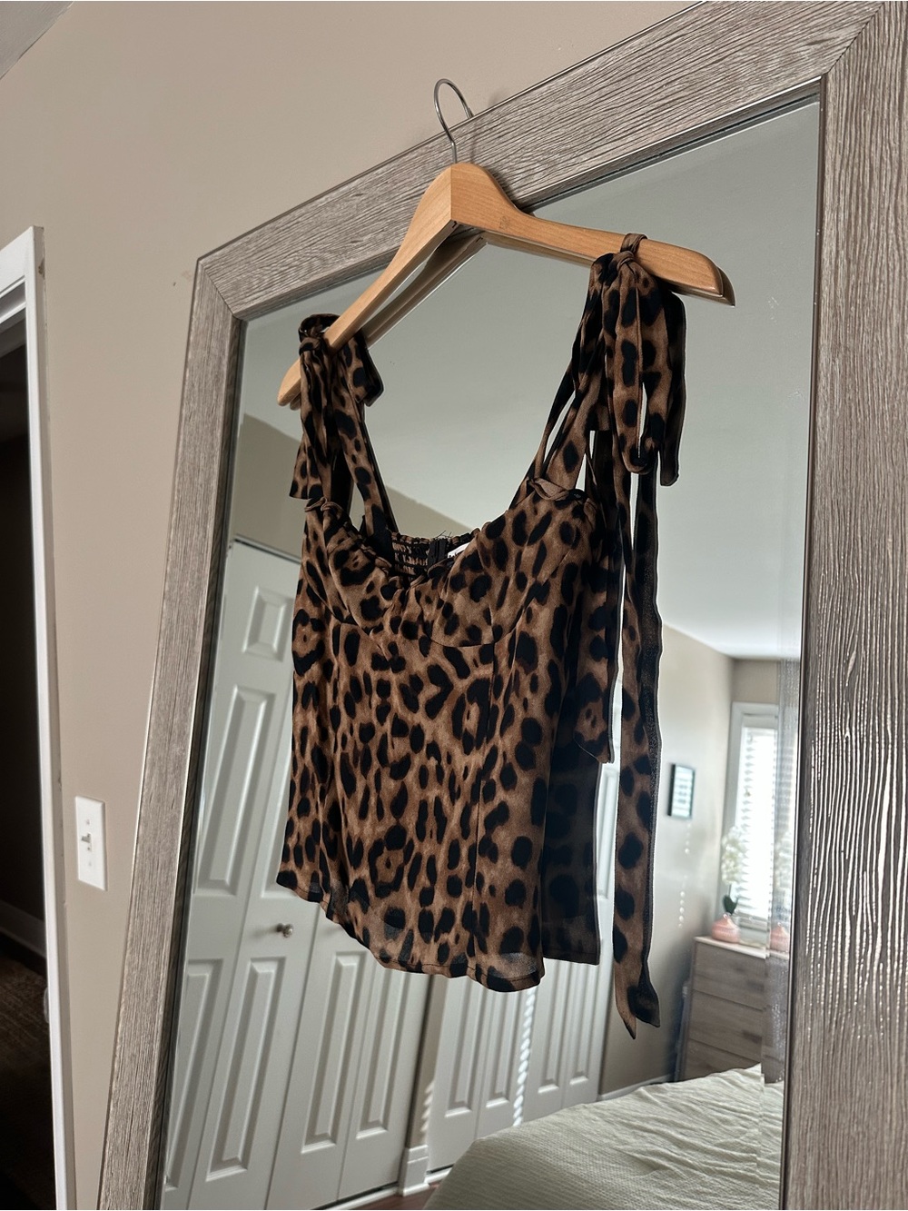 Reformation Cheetah Print Blanca Blouse 100% Viscose Size 4 Small